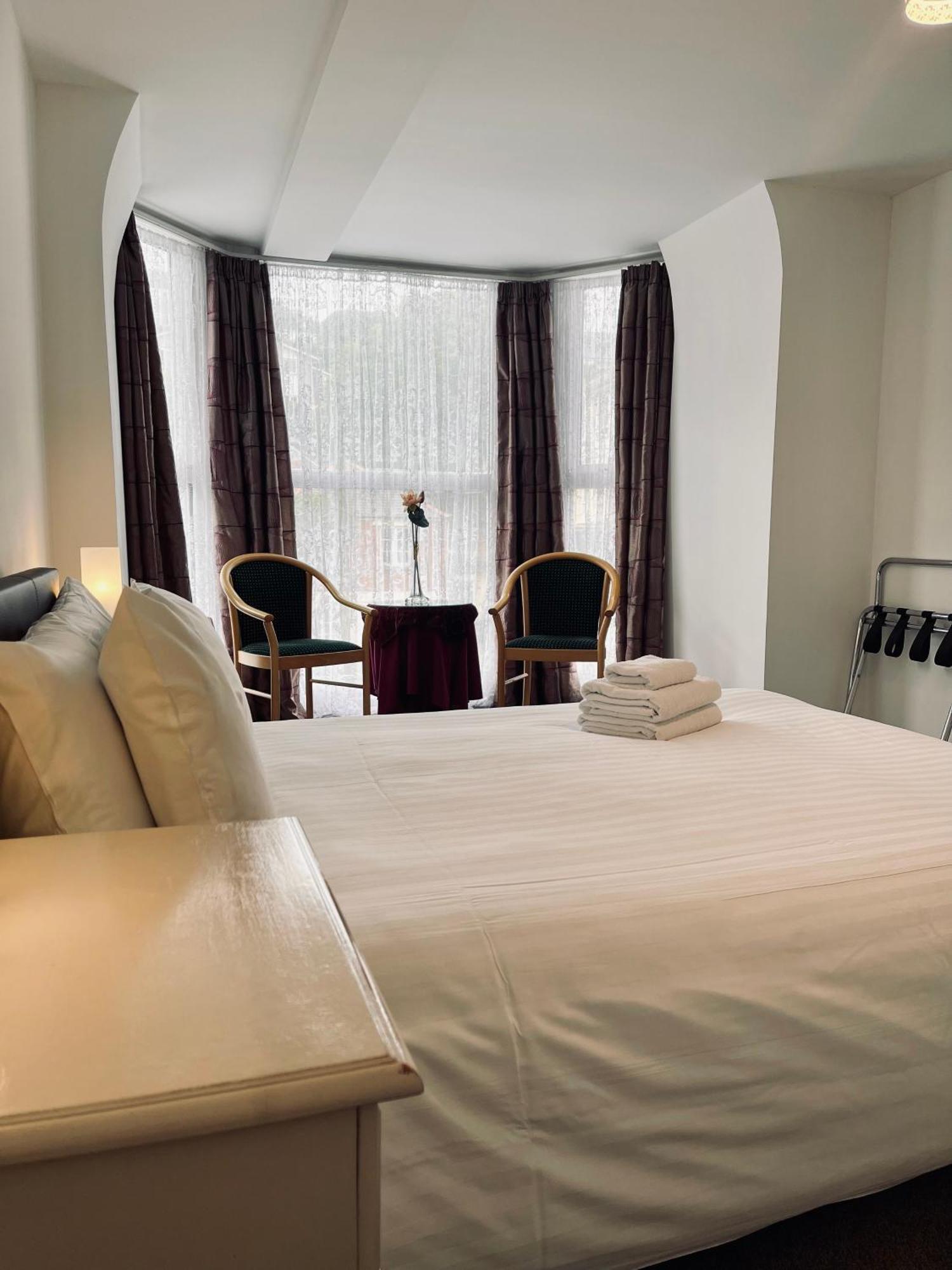 One Bedroom Apartment, No 4 Ilfracombe Zewnętrze zdjęcie